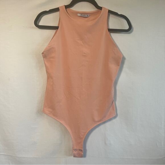 Reoria Blush Pink Sleeveless Bodysuit Womens Size Medium One Piece Feminine Soft - Picture 1 of 9